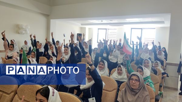 اینجا قلب‌ها می‌تپند تا عاطفه‌ای جاری شود