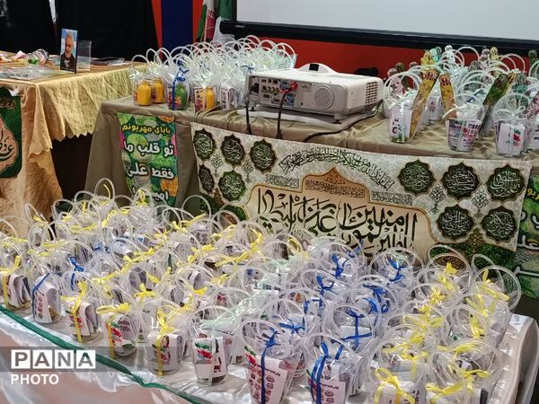 نمایش همبستگی دختران ورزشکار جعفرآباد در جشن بزرگ غدیر