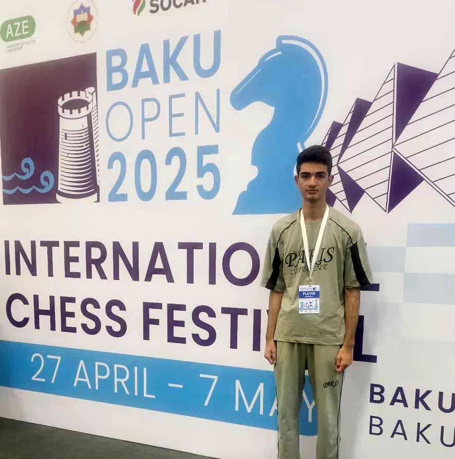 دانش‌آموز سمپادی در مسابقات بین‌المللی شطرنج باکو، استاد فیده شد