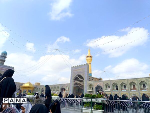 حرم ضامن آهو در آغازین روز دهه کرامت