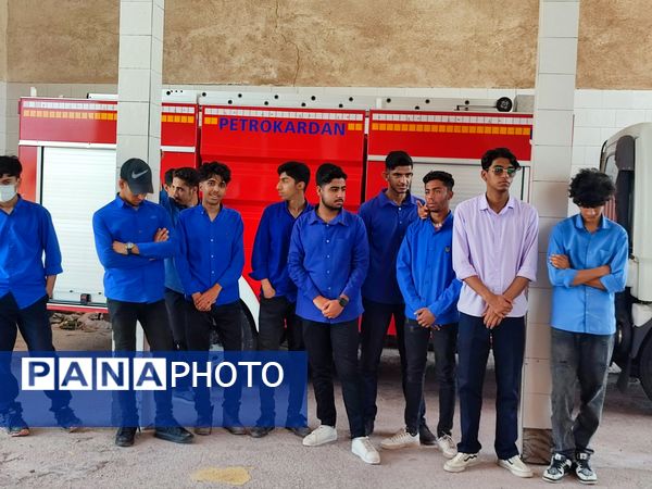 آشنایی با مشاغل در هفته مشاغل در حاجی‌‌‌آباد