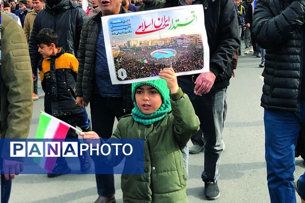 22بهمن در اسلامشهر؛ خیابان‌ها در آغوش انقلاب