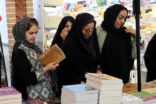 برگزاری نمایشگاه کتاب، در نمایشگاه دائمی شهرستان قرچک