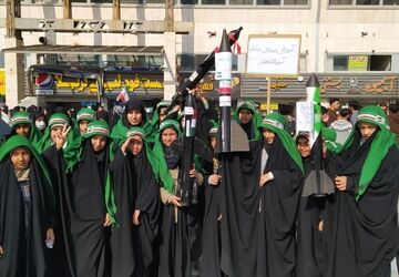  گرامیداشت روز ۱۳ آبان؛ فریاد استکبارستیزی دانش‌آموزان