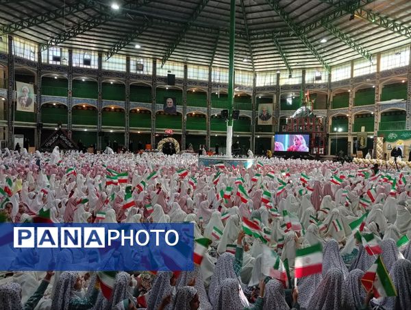 آیین زیبای جشن تکلیف دختران یزدی در حسینیه محمود آباد