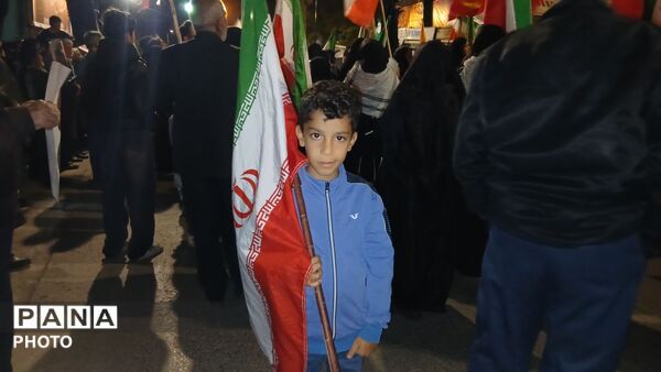 ندای وحدت و ولایت در ۸۲ شب بیعت با رهبری
