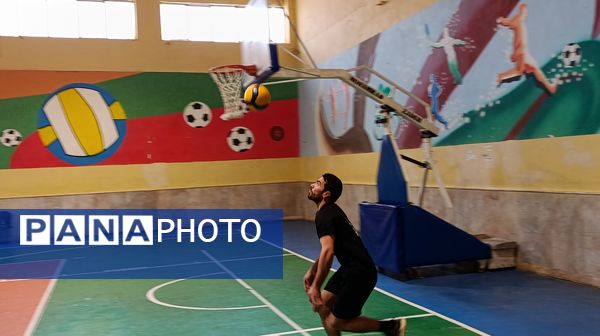 افتتاحیه مسابقات والیبال به‌مناسبت دهه مبارک فجر در نیشابور