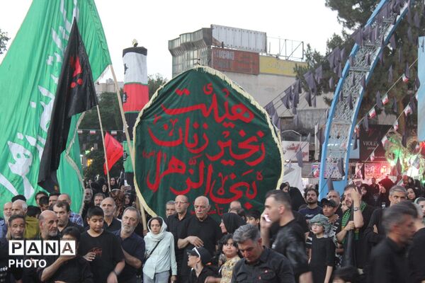 ورامین بار دیگر در سوگ اسارت؛ کاروان نمادین کربلا در خیابان‌های ورامین به حرکت درآمد
