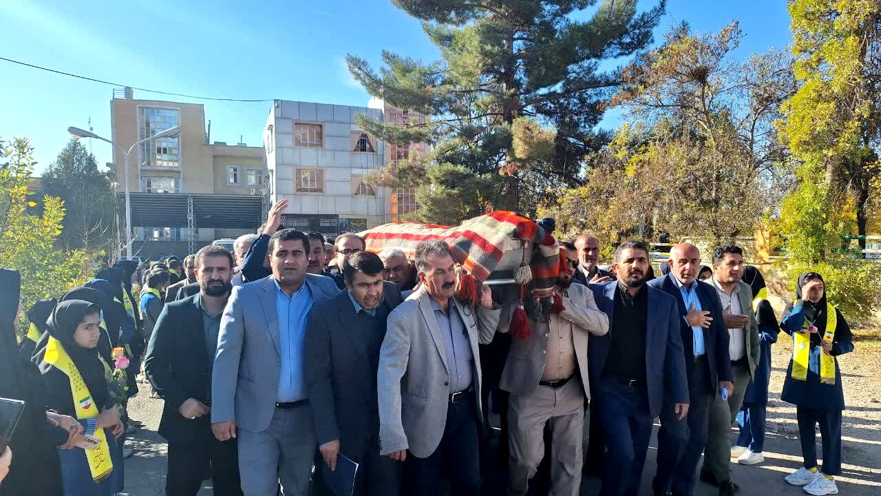 وداع با پیکر مرحوم فریدون داوری در آموزش وپرورش کهگیلیویه و بویراحمد