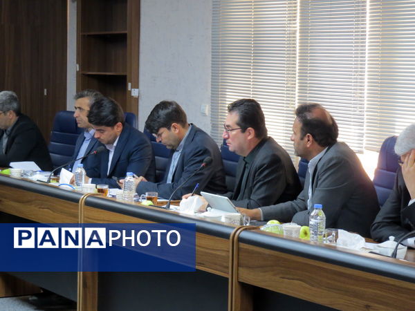 برگزاری جلسه پروژه‌های نهضت ملی توسعه عدالت در فضاهای آموزشی