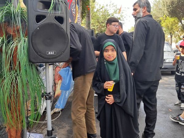 فردیس میزبان پیاده‌روی پرشور جاماندگان اربعین شد