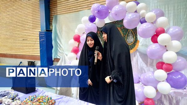 جشن ولادت حضرت زهرا(س) و روز مادر در مدرسه شاهد «عصمت» ناحیه ۳ کرج 