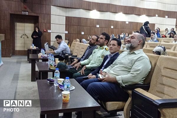  نخستین همایش پیشگیری از آسیب‌های اجتماعی ویژه اولیای دانش‌آموزان در قدس