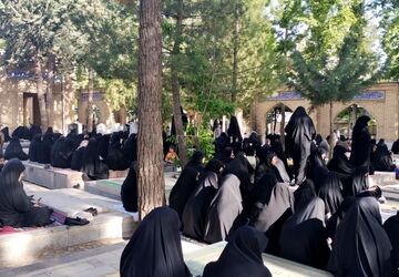 نوای عرفه در آغوش بهشت؛ زمزمه عشق در الشتر