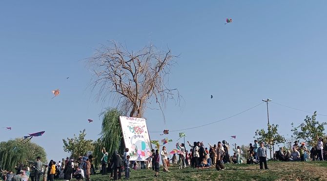 جشن بزرگ بادبادک ها در شهر ایلام برگزار شد