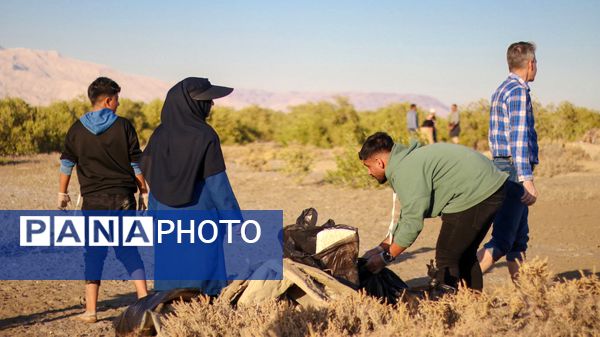 پاکسازی و کاشت نهال حرا در تالاب بندرخمیر