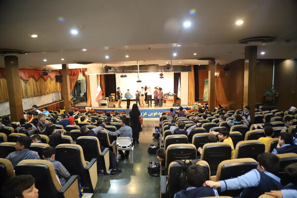 آموزش فرهنگ ترافیک با زبان هنر