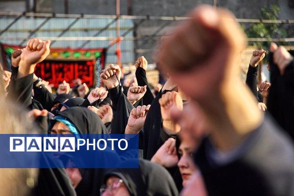 اجتماع مردم مشهد در فراق سید الشهدای خدمت 