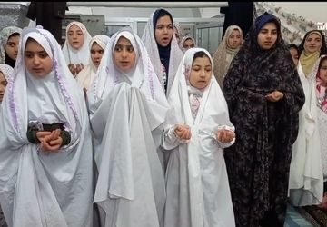 حال و هوای شب اول ودوم  اعتکاف دانش‌آموزی در مسجد حجتیه فلاورجان
