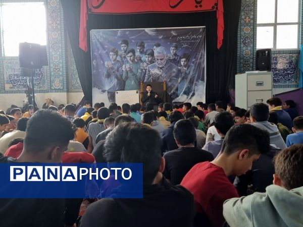 لحظاتی با معتکفین پیشتاز «مدرسه فلسطین» 