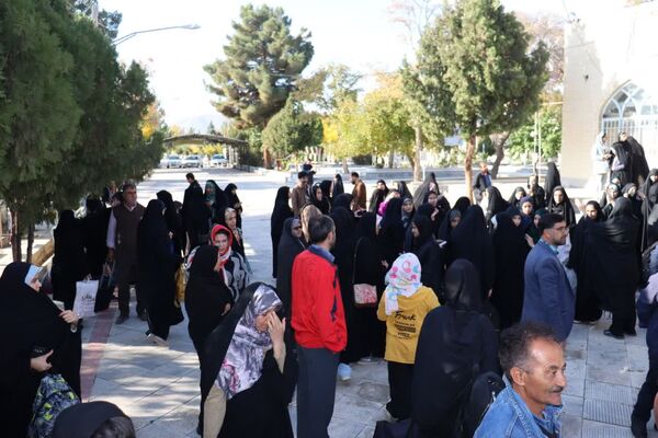 اعزام دانش‌آموزان دختر گلپایگانی به اردوی راهیان نور 