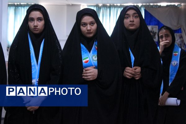 افتتاحیه «مدرسه انقلاب» در مدرسه تقوی‌پیشگان بهارستان‌دو