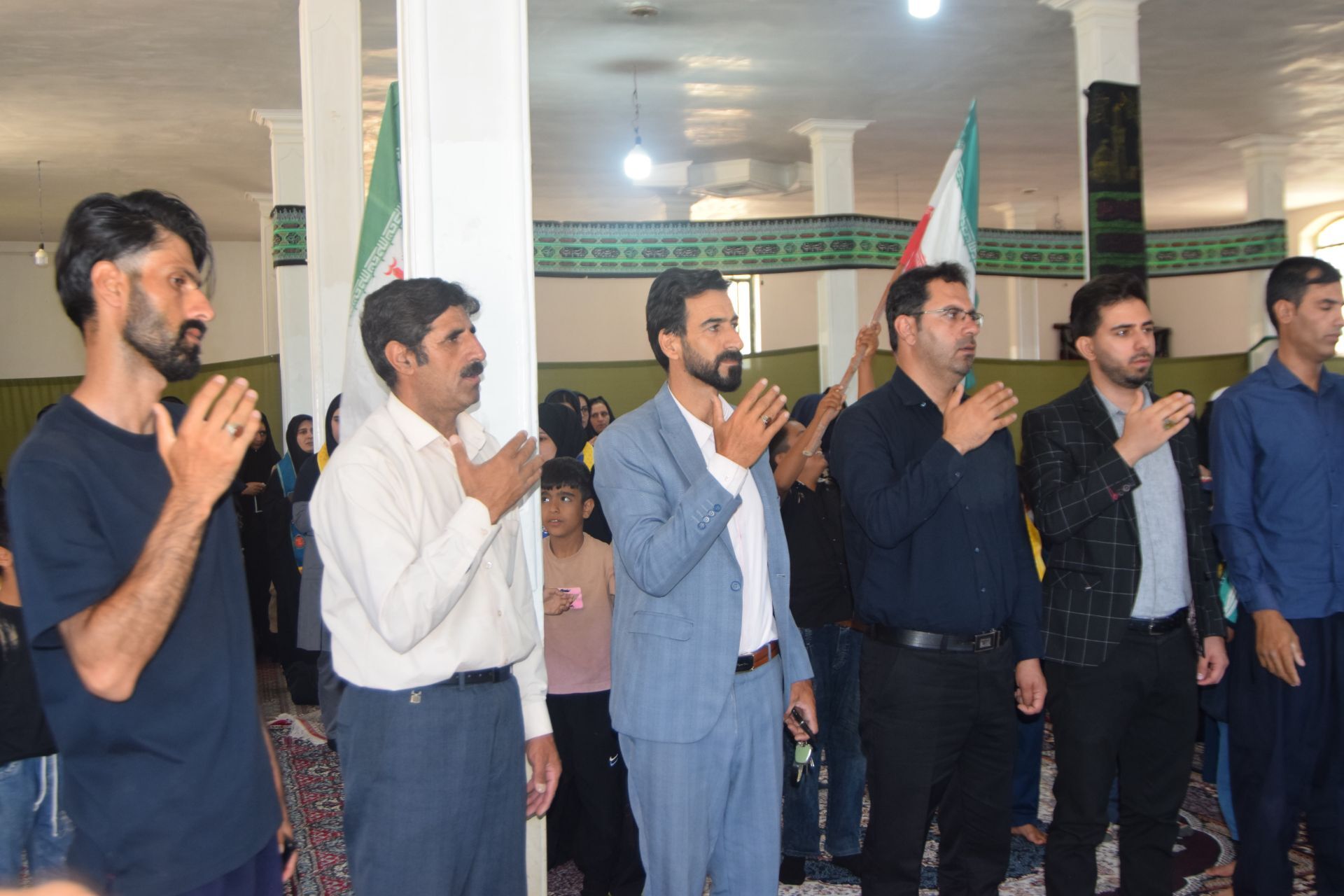 منطقه بیرانوند غرق در سوگ؛ مراسم باشکوه وداع با رهبر شهید