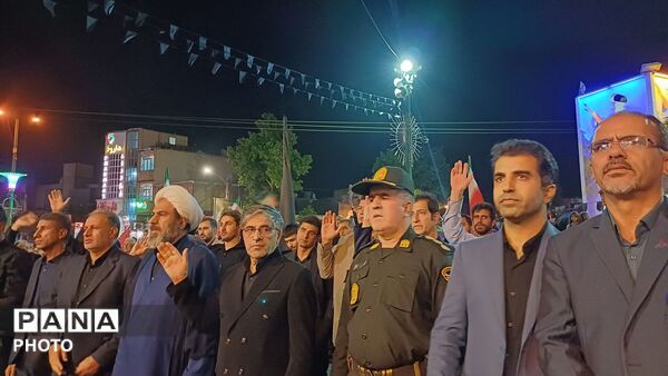 تجدید بیعت مردم کوهدشت با آرمان‌های حسینی در میدان امام خمینی (ره)