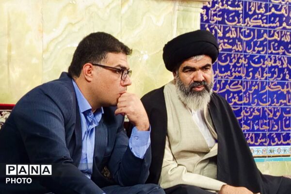 نماز جمعه بهارستان؛ تجلی وحدت با حضور دانش‌آموزان