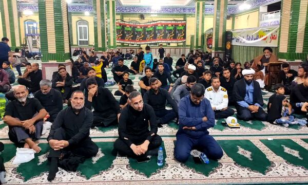 تشییع آلاله گمنام فاطمی در بندرخمیر 