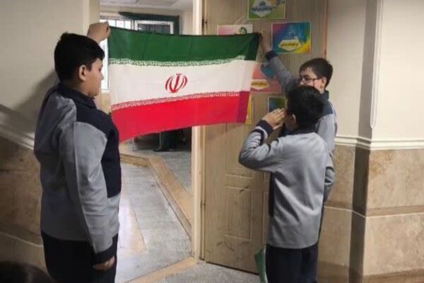 فرزندان ایران از مدارس شهریار تا راهپیمایی