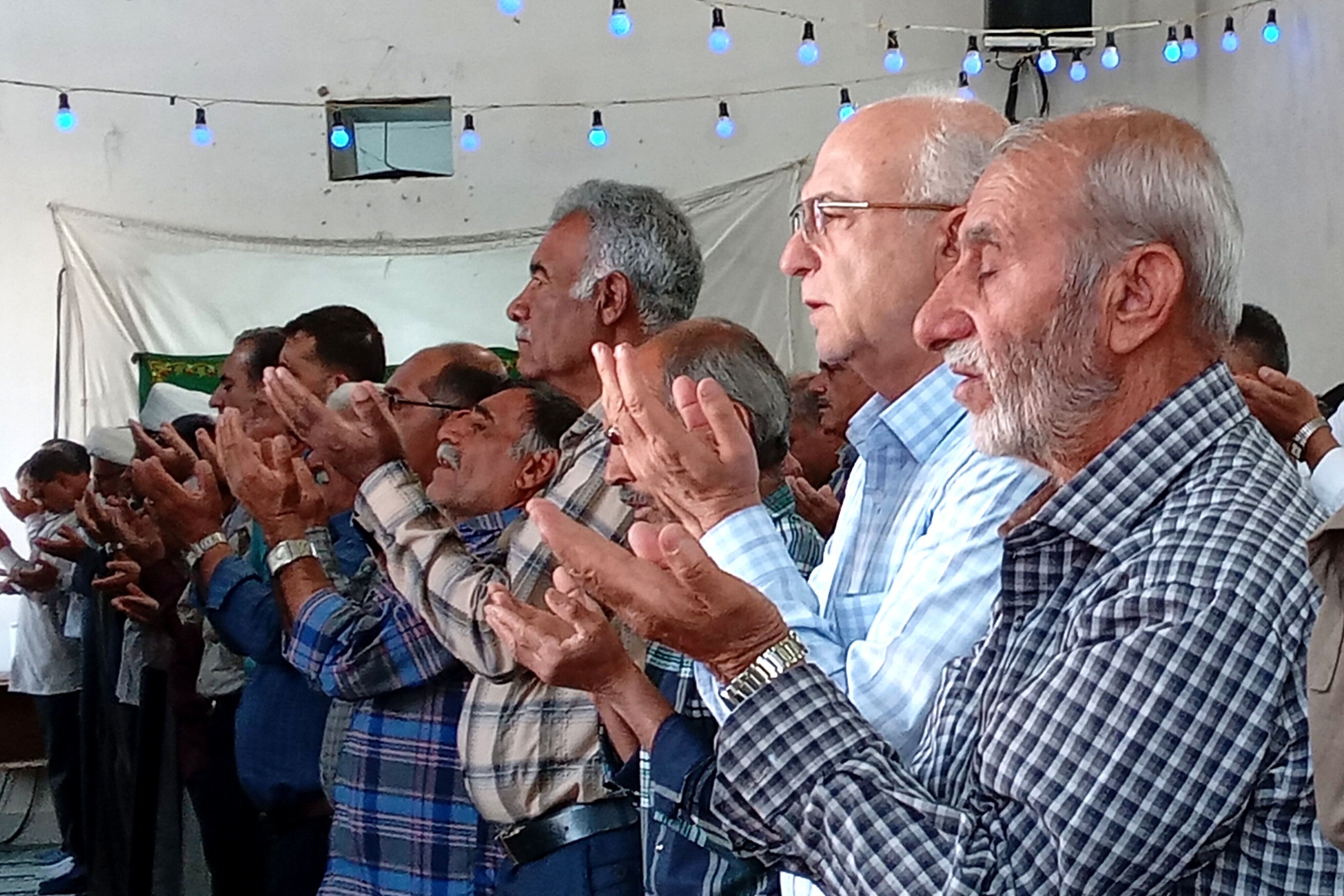 برگزاری نماز عید قربان در زرقان 