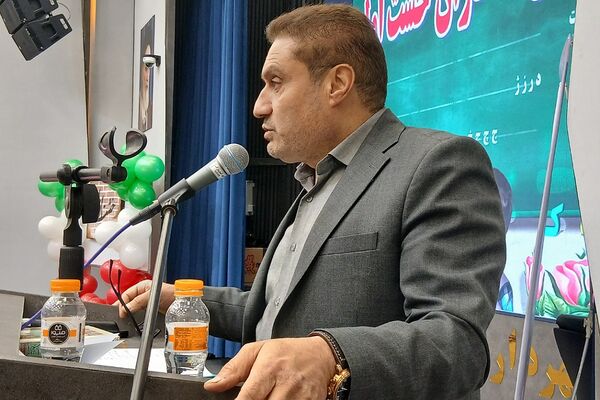 همایش معماران خشت اول در کهریزک؛ بزرگداشت معلمان پایه اول ابتدایی