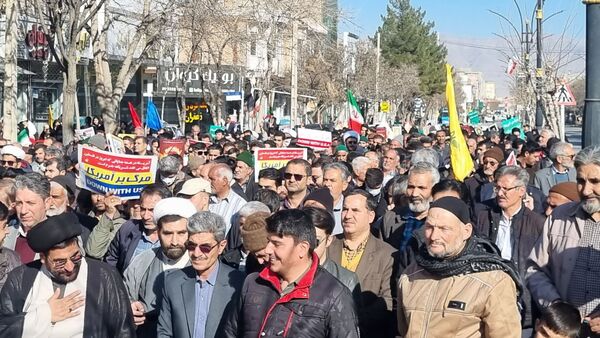 اتحاد مردم فاروج علیه آشوبگران و رژیم صهیونسیتی 