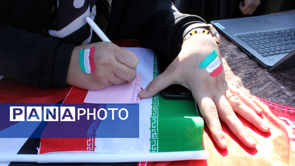 حس و حال نوجوانان در جشن چهل و ششمین سالگرد پیروزی انقلاب اسلامی 