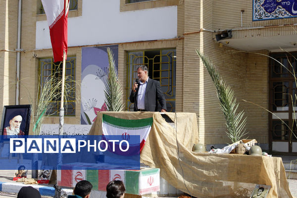 گرامیداشت هفته دفاع مقدس در دبیرستان شریعتی جاجرم