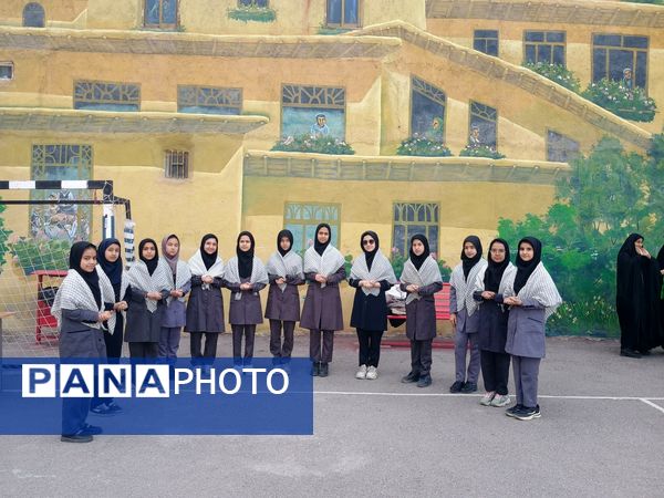   جشن شعبانیه در دبیرستان دخترانه ذبیح الله هوشیار مشهد