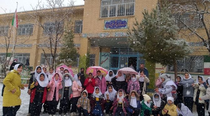 بارش‌ برف پاییزی در شهرستان بروجن