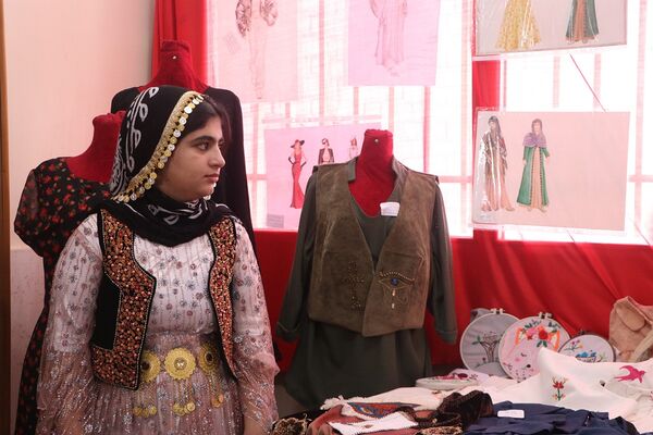 اختتامیه هفته فرهنگ و هنر مدارس کهریزک 
