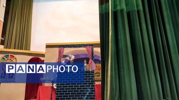 مراسم جشن نیمه شعبان توسط هنرجویان هنرستان فاطمه الزهرا (س)