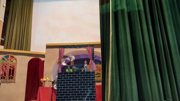 مراسم جشن نیمه شعبان توسط هنرجویان هنرستان فاطمه الزهرا (س)