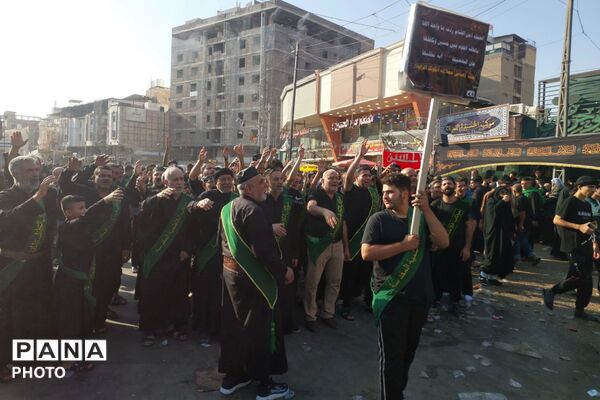 شکوه اربعین در کربلا