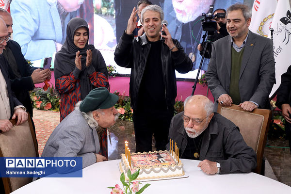 آیین افتتاحیه چهل و سومین جشنواره بین‌المللی تئاتر فجر