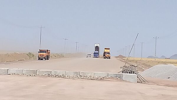 تسریع در اجرای پروژه ارتقای محور رباط سنگ - کدکن با دوبرابر شدن ماشین آلات راه سازی 