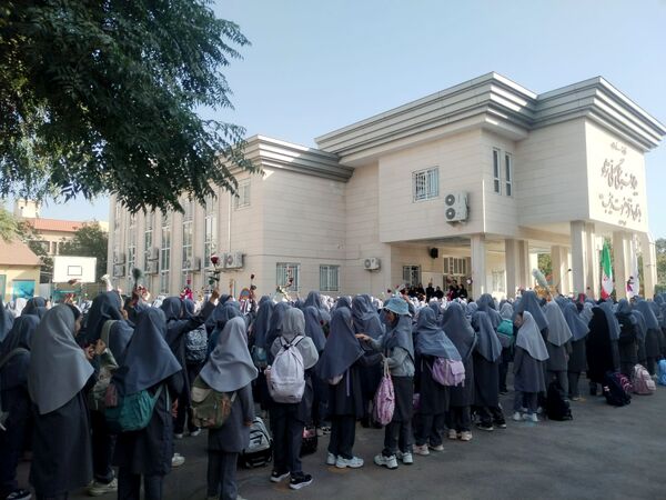 دبستان مصلی نژاد حضرت زینب میزبان مراسم آغاز سال تحصیلی شد