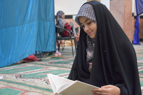 حضور دانش‌آموزان ناحیه یک کرج در نخستین روز اعتکاف دانش‌آموزی