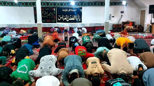 آغاز اعتکاف دانش‌آموزی پسران در مسجد فاطمه زهرا(س) شهرک سیدجمال‌الدین نظرآباد