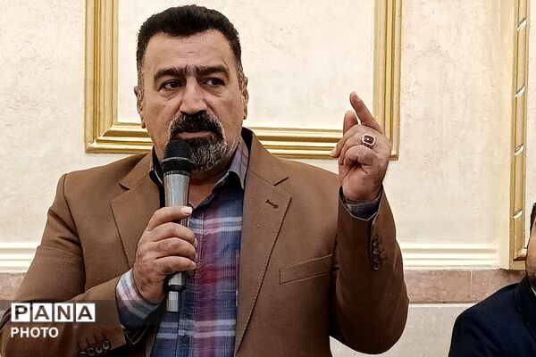 جلسه هم‌اندیشی مدیران مدارس ابتدایی ورامین 