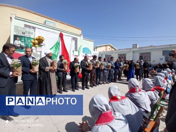 نواختن زنگ سپاس معلم در شهرستان جاجرم