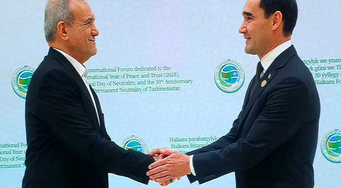 اعتماد مشترک تضمین‌کننده صلح و ثبات میان ملت‌ها خواهد بود